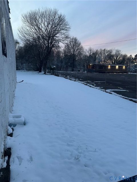 Tiny photo for 650 S Jones Street, Petersburg, VA 23803 (MLS # 2533541)