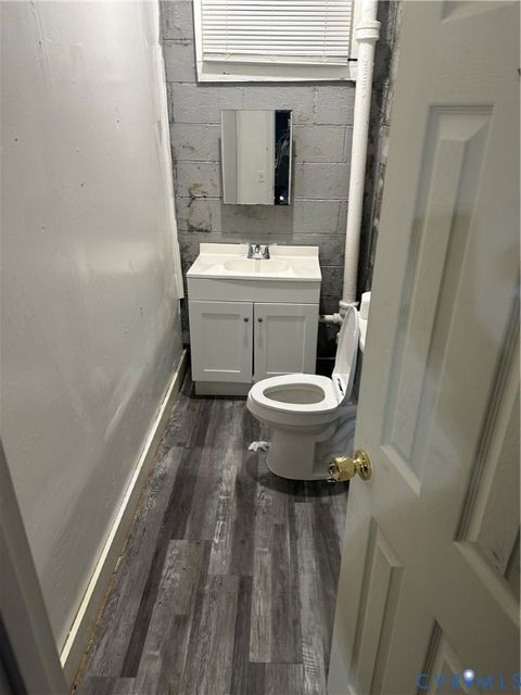 Tiny photo for 650 S Jones Street, Petersburg, VA 23803 (MLS # 2533541)