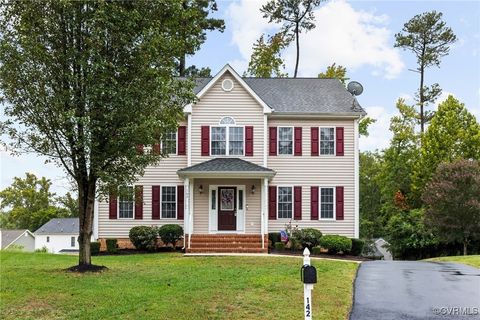 A home in Colonial Heights