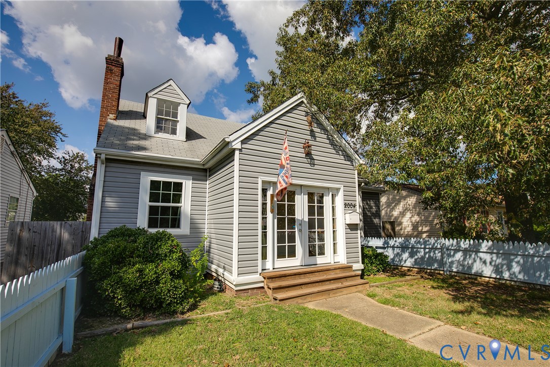 2004 Williamsburg Road