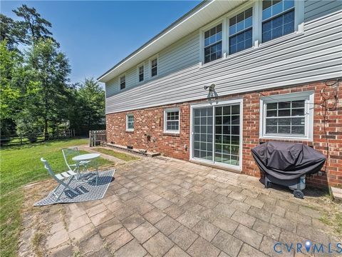 Tiny photo for 202 Nottingham Drive, Colonial Heights, VA 23834 (MLS # 2617878)
