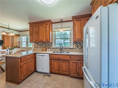Tiny photo for 202 Nottingham Drive, Colonial Heights, VA 23834 (MLS # 2617878)