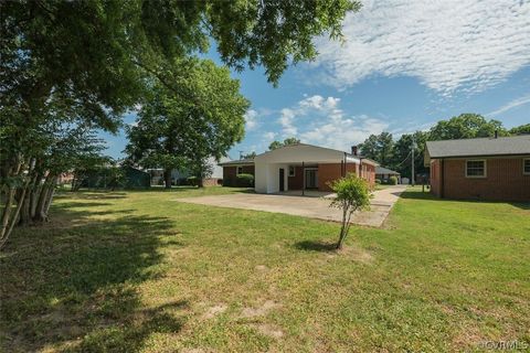 A home in South Chesterfield