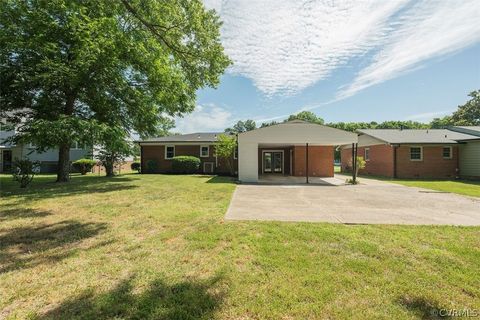 A home in South Chesterfield