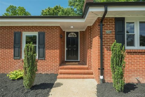 A home in South Chesterfield