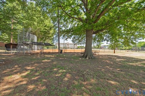 Tiny photo for 808 N 35th Street, Richmond, VA 23223 (MLS # 2610640)
