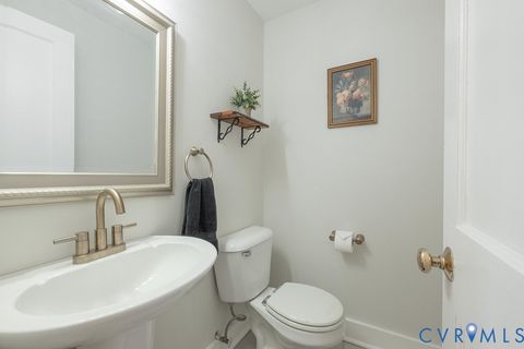 Tiny photo for 808 N 35th Street, Richmond, VA 23223 (MLS # 2610640)