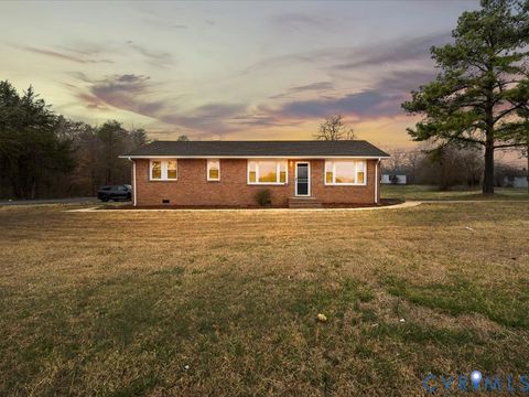 Photo of 1979 Cumberland Road, Cumberland, VA 23901 (MLS # 2605597)