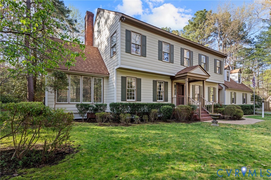 8407 Knollwood Court