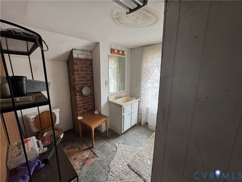 Tiny photo for 303 Purdy Road, Emporia, VA 23847 (MLS # 2613914)