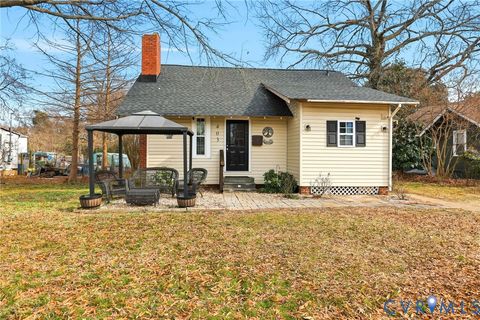 Photo of 403 Spruance Street, Hopewell, VA 23860 (MLS # 2600167)