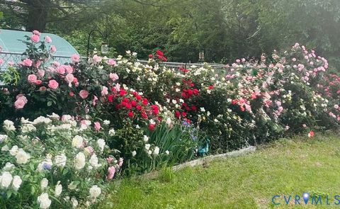 Tiny photo for 403 Spruance Street, Hopewell, VA 23860 (MLS # 2600167)