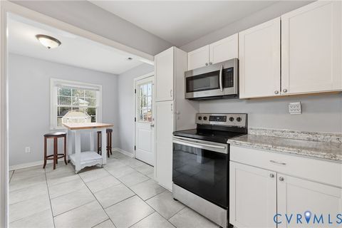 Tiny photo for 403 Spruance Street, Hopewell, VA 23860 (MLS # 2600167)