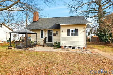 Tiny photo for 403 Spruance Street, Hopewell, VA 23860 (MLS # 2600167)