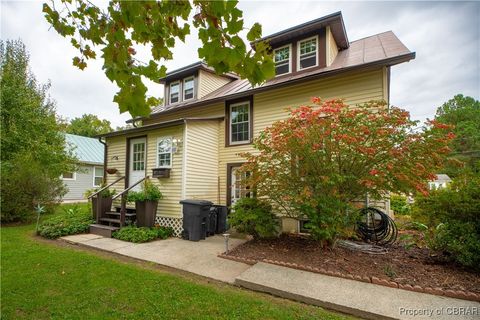 A home in Urbanna