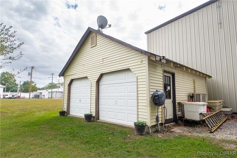 A home in Urbanna