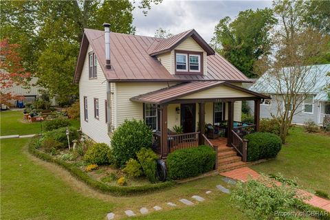 A home in Urbanna