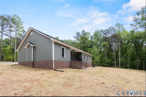 Tiny photo for 420 Apple Grove Road, Mineral, VA 23117 (MLS # 2627269)