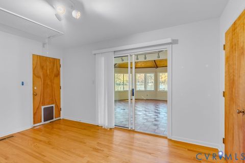 Tiny photo for 492 Pine Reach Drive Dr, Kilmarnock, VA 22482 (MLS # 2613840)
