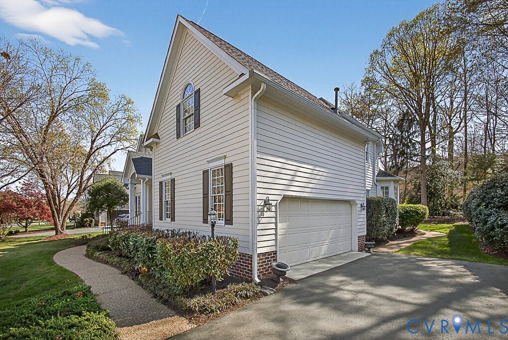 5817 Ascot Glen Drive