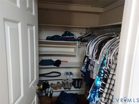 Tiny photo for 813 Smithfield Avenue, Hopewell, VA 23860 (MLS # 2605184)