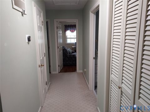 Tiny photo for 813 Smithfield Avenue, Hopewell, VA 23860 (MLS # 2605184)