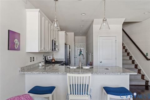 Tiny photo for 2006 Libbie Lake West Street #A, Richmond, VA 23230 (MLS # 2612245)