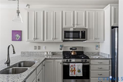 Tiny photo for 2006 Libbie Lake West Street #A, Richmond, VA 23230 (MLS # 2612245)