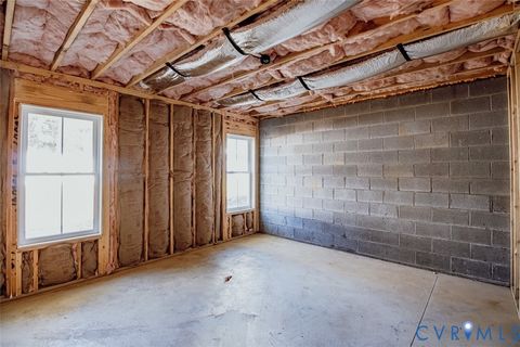 Tiny photo for 204 Crescent Avenue, Hopewell, VA 23860 (MLS # 2606190)