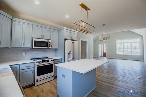 Tiny photo for 204 Crescent Avenue, Hopewell, VA 23860 (MLS # 2606190)