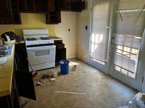 Tiny photo for 565 Town Bridge Road, Saluda, VA 23149 (MLS # 2622213)