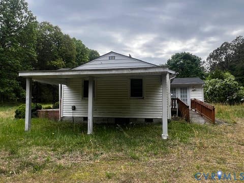 Tiny photo for 565 Town Bridge Road, Saluda, VA 23149 (MLS # 2622213)