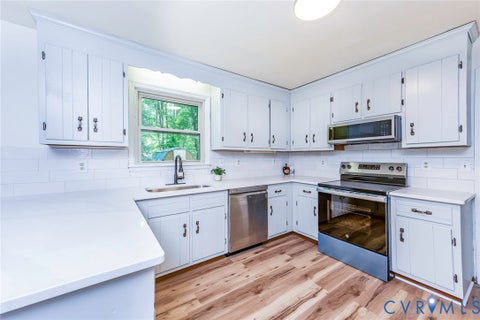 Tiny photo for 720 Dove Path Lane, Chester, VA 23834 (MLS # 2625959)