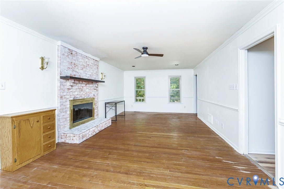720 Dove Path Lane