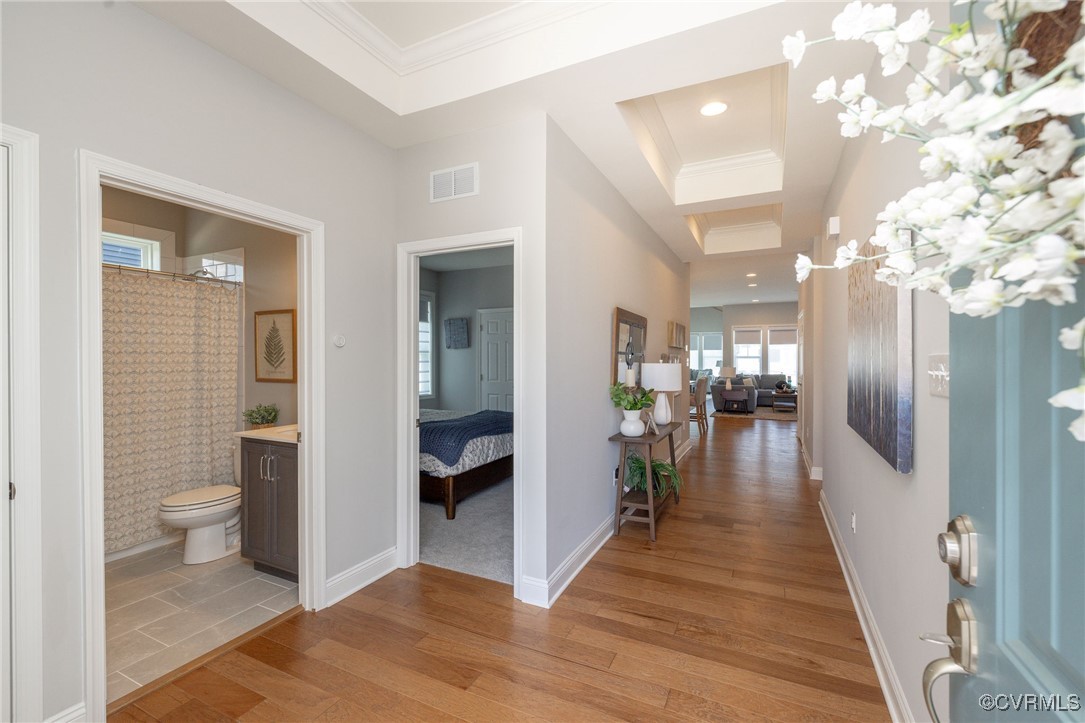 5024 Rivermere Lane