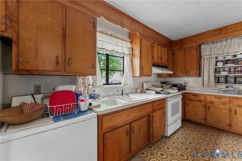 Tiny photo for 3003 Trenton Street, Hopewell, VA 23860 (MLS # 2611539)