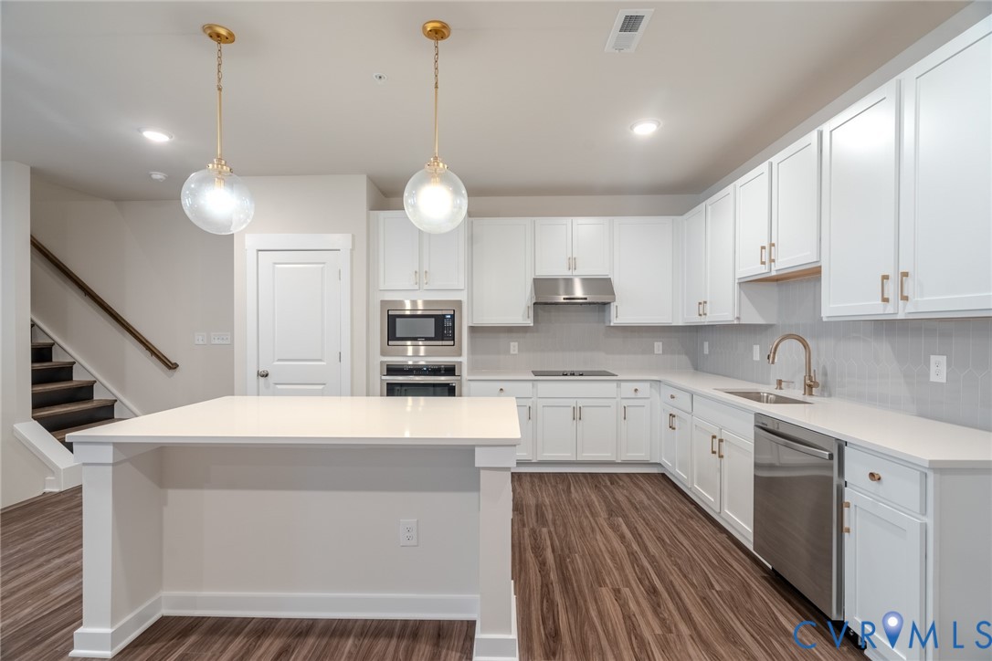 3406 Carlton Street 2-5A