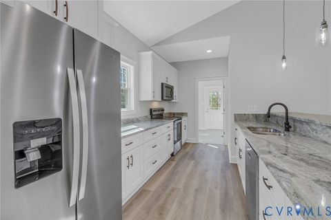 Tiny photo for 3157 Irvington Road, Irvington, VA 22480 (MLS # 2608501)