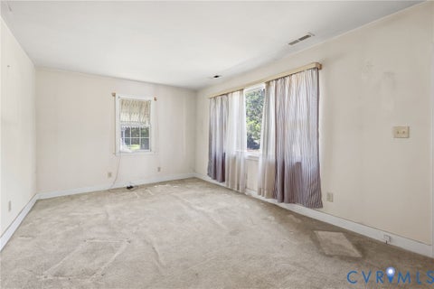 Tiny photo for 654 Confederate Avenue, Petersburg, VA 23803 (MLS # 2625467)