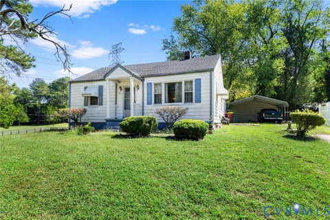 Tiny photo for 654 Confederate Avenue, Petersburg, VA 23803 (MLS # 2625467)