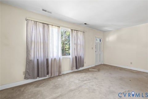 Tiny photo for 654 Confederate Avenue, Petersburg, VA 23803 (MLS # 2625467)