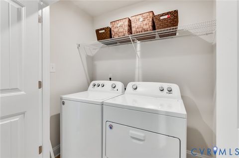 Tiny photo for 16930 Thornapple Run, Moseley, VA 23120 (MLS # 2616254)