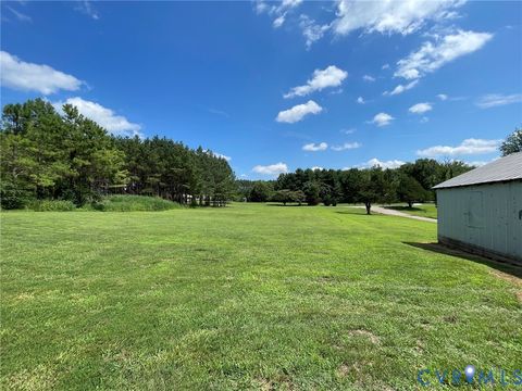 Tiny photo for 1 Deer Run Road, Blackstone, VA 23824 (MLS # 2619111)
