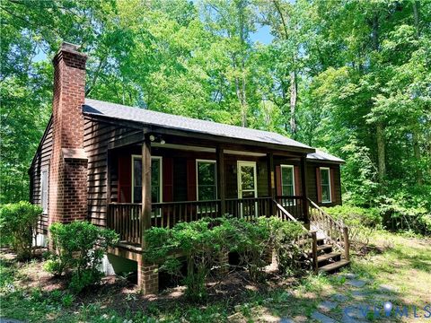 Photo of 2590 Davis Mill Road, Goochland, VA 23063 (MLS # 2613394)