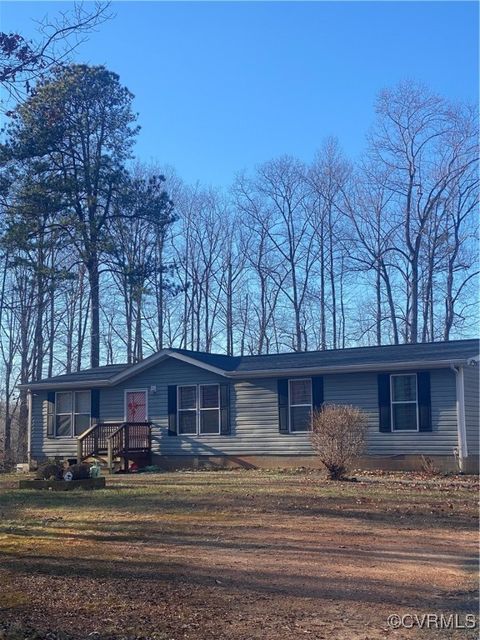 A home in Louisa