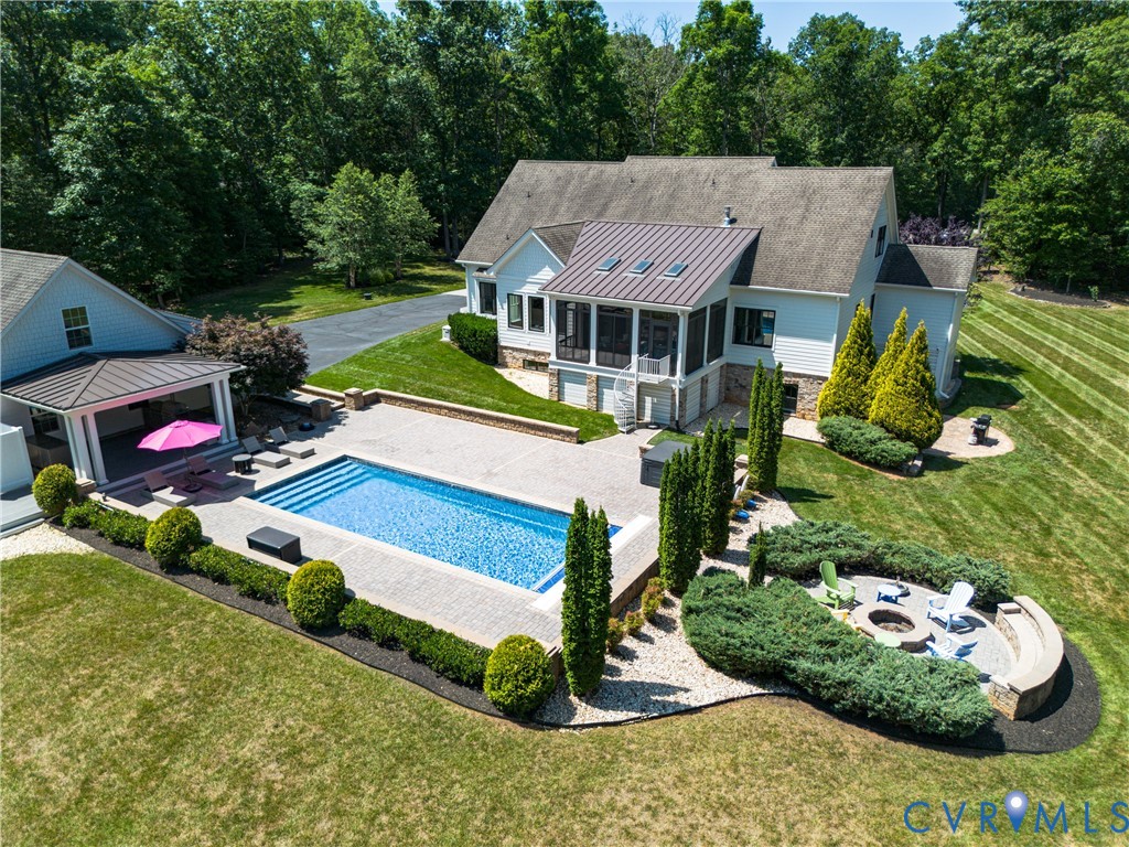 13453 Wolf Swamp Lane