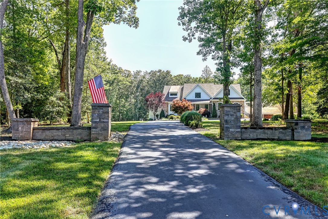 13453 Wolf Swamp Lane