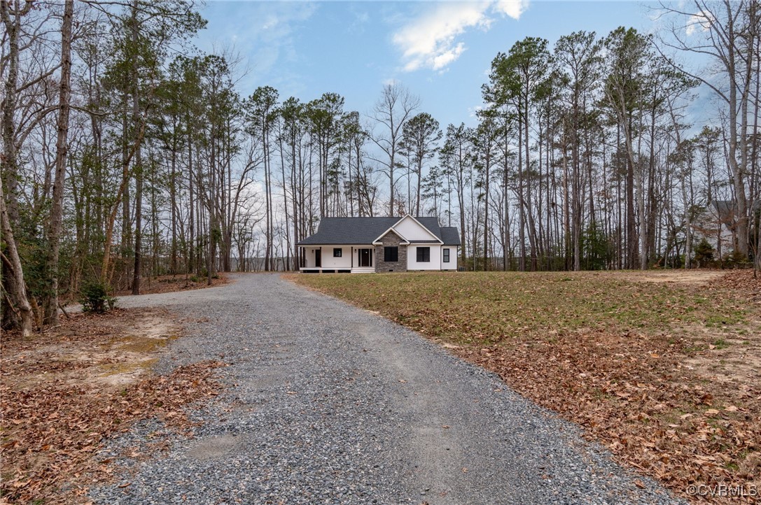 526 River Bluff Lane