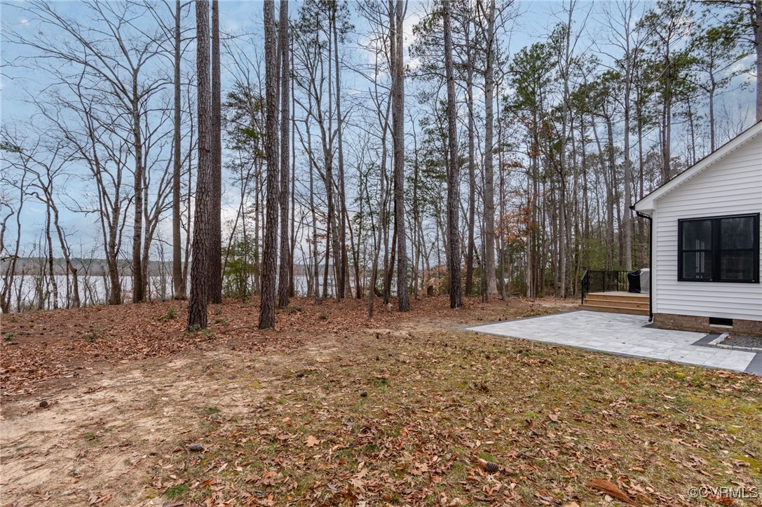 526 River Bluff Lane