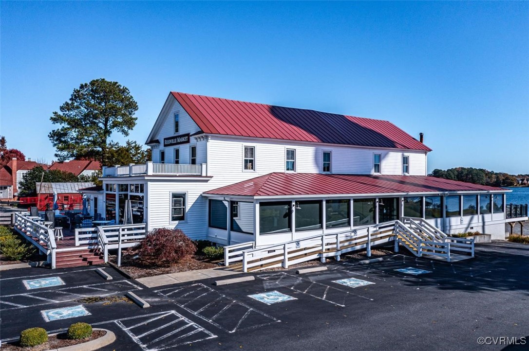 729 Main Street